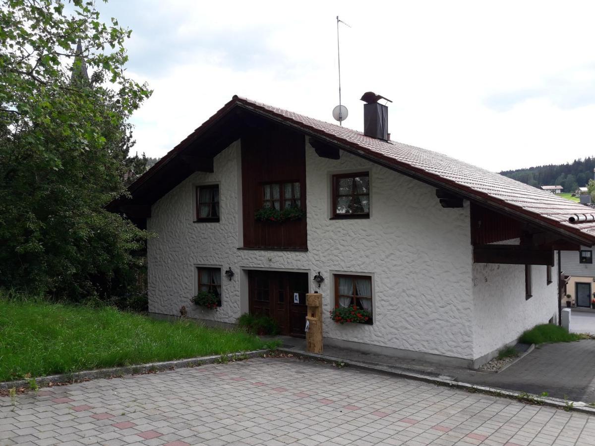 Gasthof - Pension Zur Post Achslach ภายนอก รูปภาพ